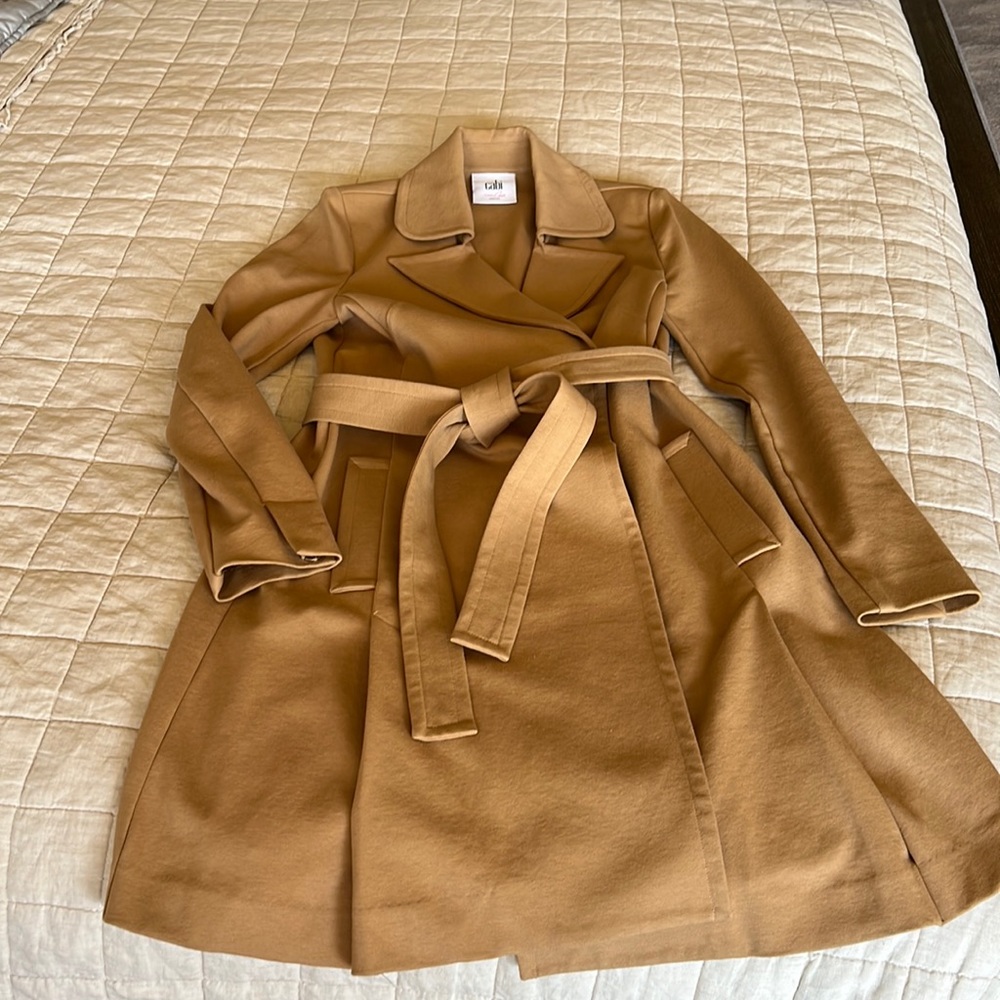 Camel trench coat, unlined